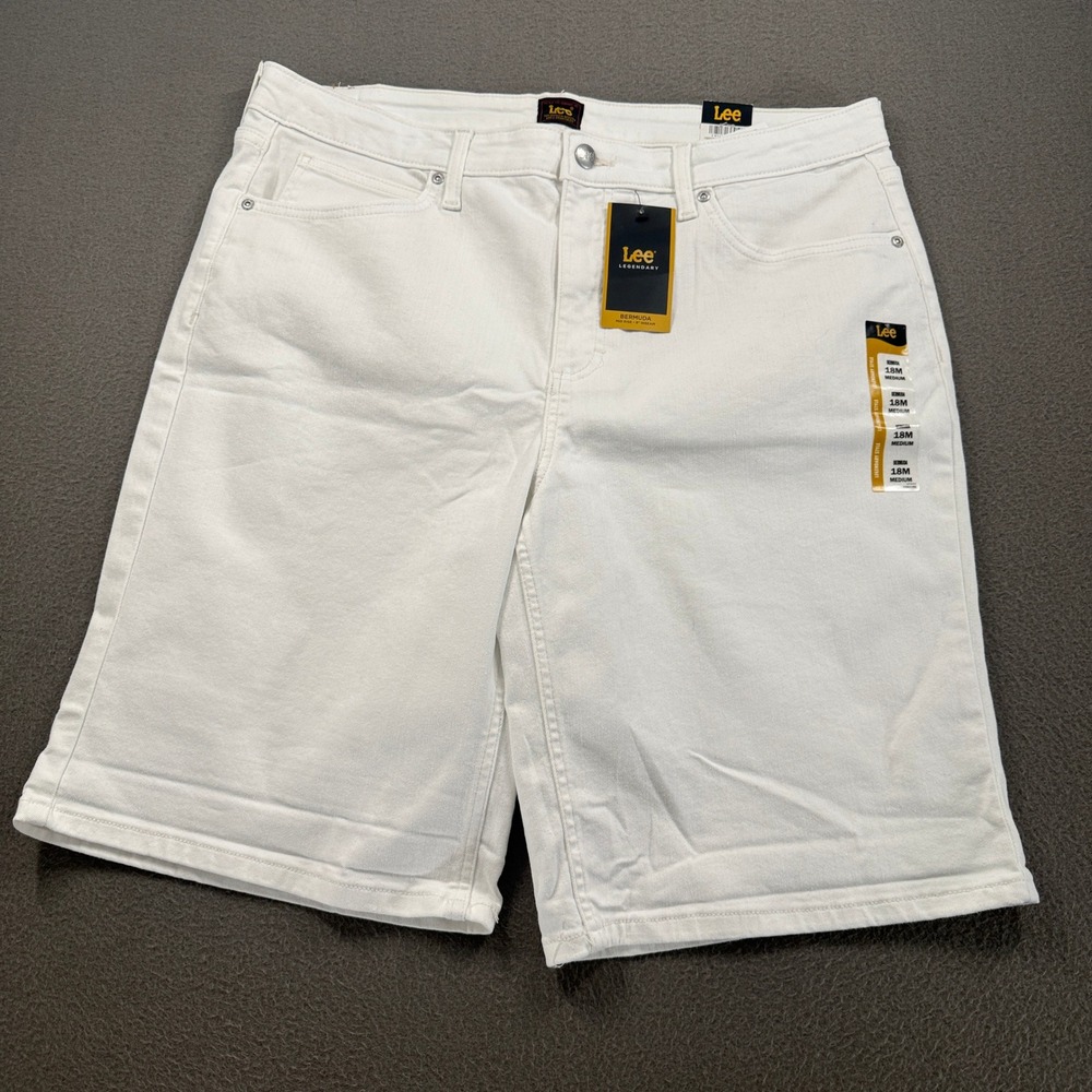 Lee Legendary Bermuda Shorts Women Size 18M White Casual 112376224